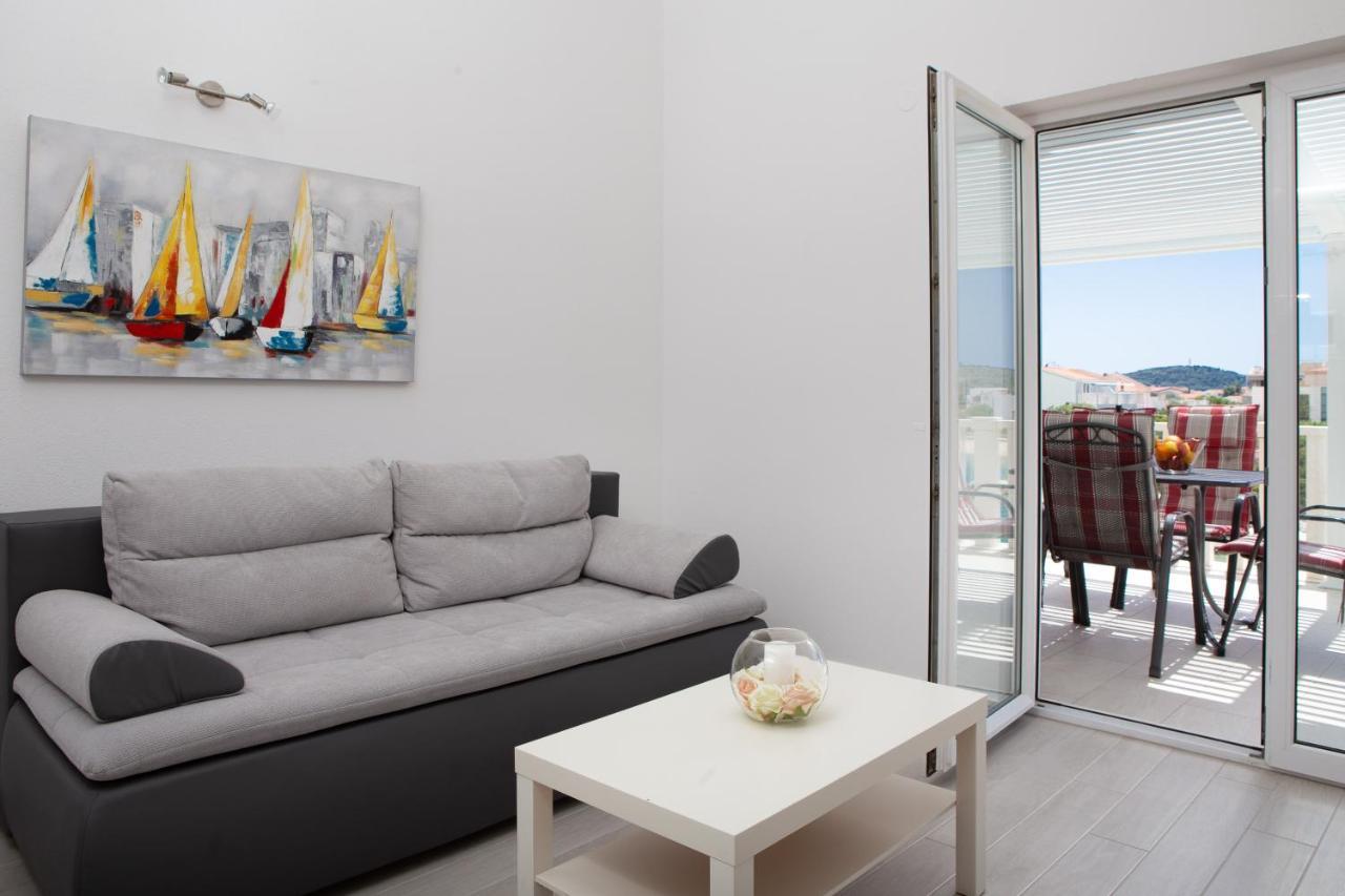 Vila Blanka Apartments Rogoznica  Exteriör bild