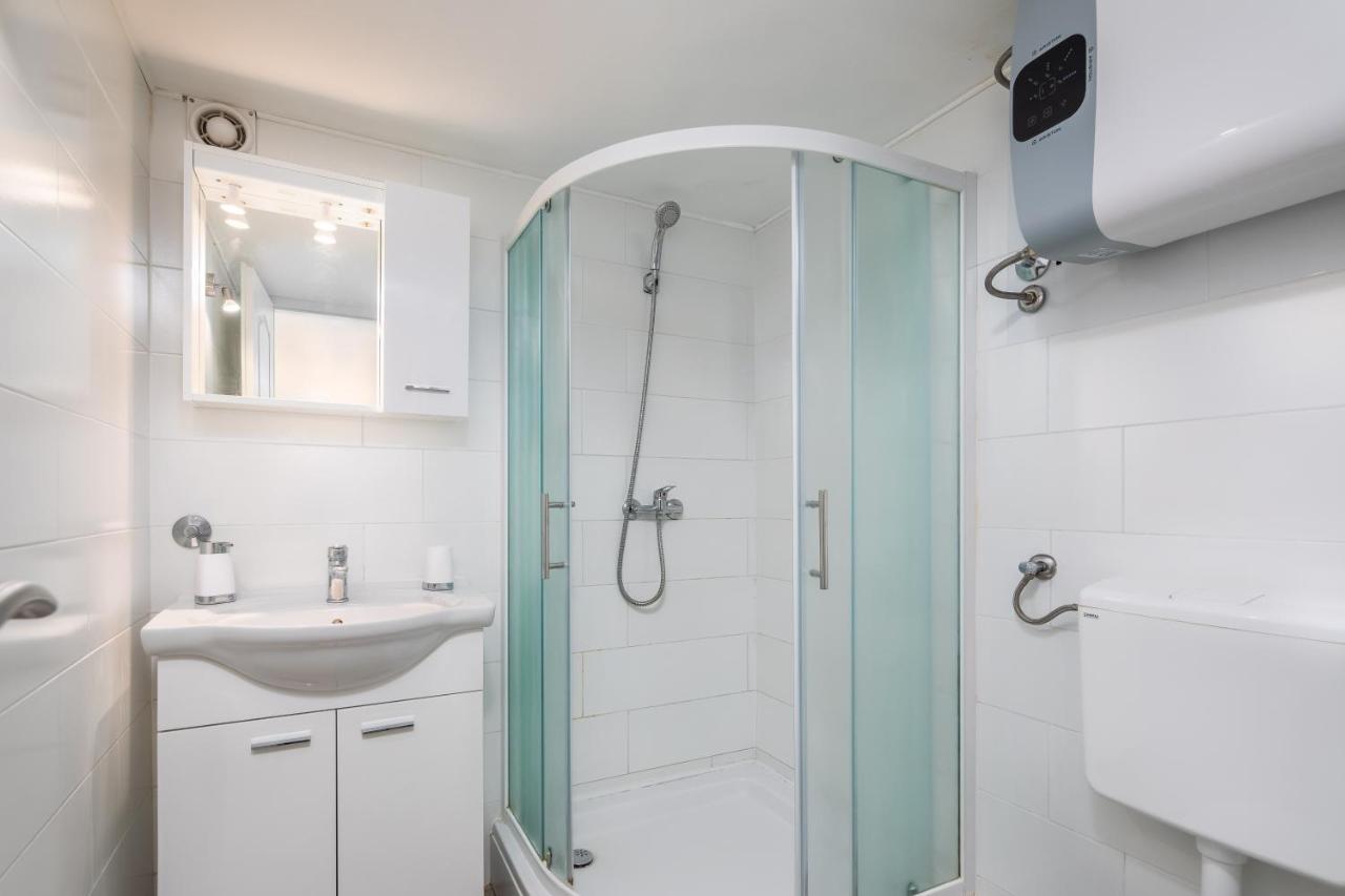 Vila Blanka Apartments Rogoznica  Exteriör bild